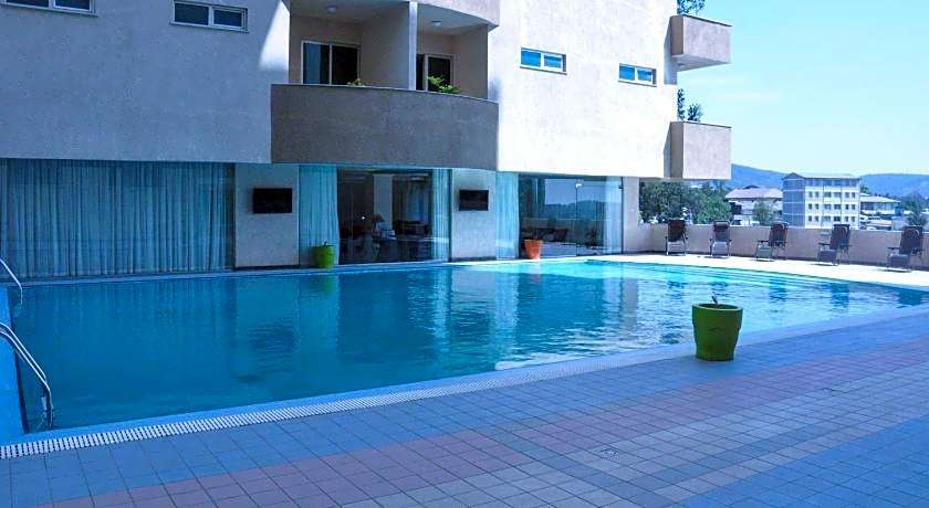 Elilly International Hotel