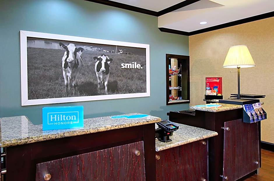 Hampton Inn By Hilton & Suites Buffalo