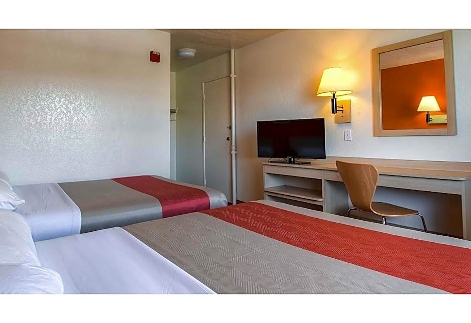 Motel 6 Stanton, CA - Anaheim West