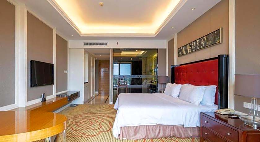 Haiyang Shenglong Jianguo Hotel