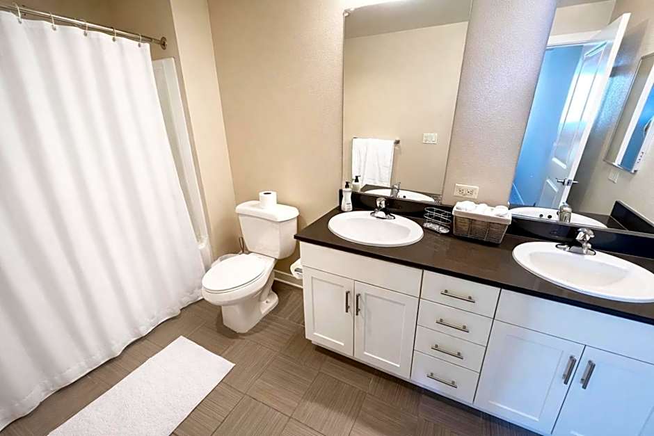 Luxury Residence Loft 3 Beds with Pool and Gym