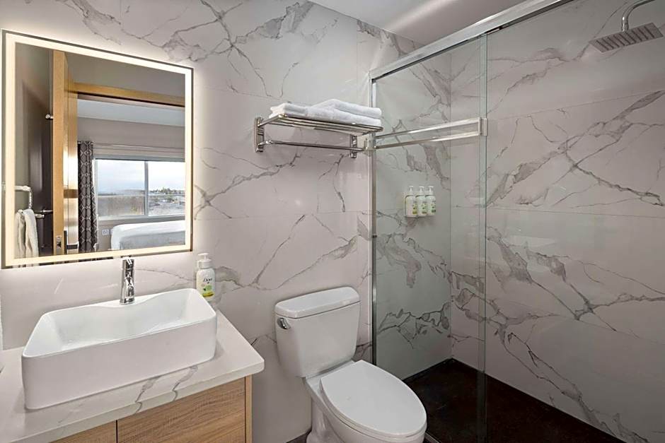 Baymont by Wyndham West Edmonton