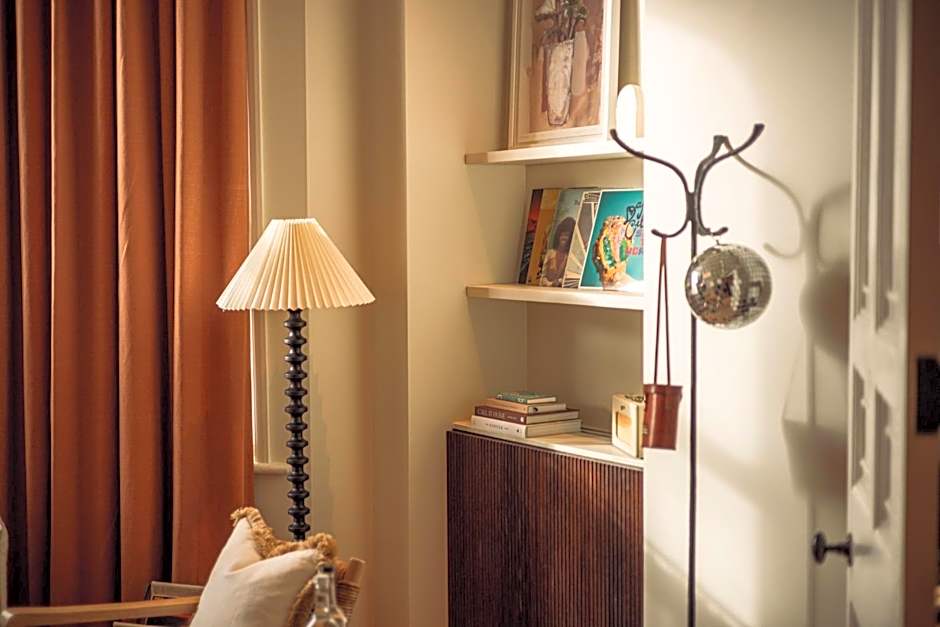 No.124 by GuestHouse, Brighton