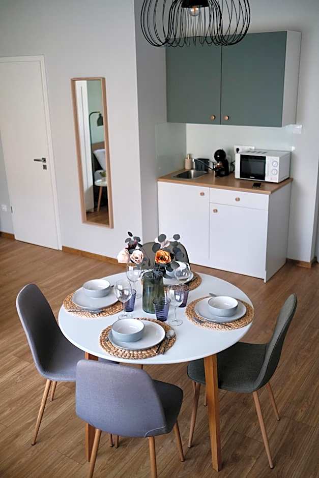 Kastélykert Vendégház Tata