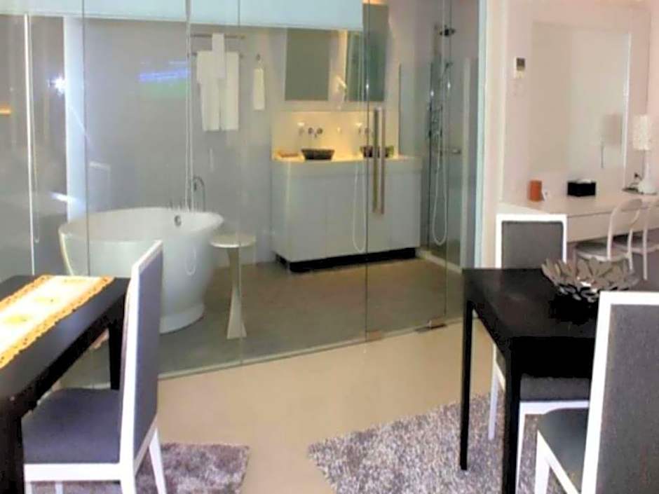 Marina Mamberamo Hotel