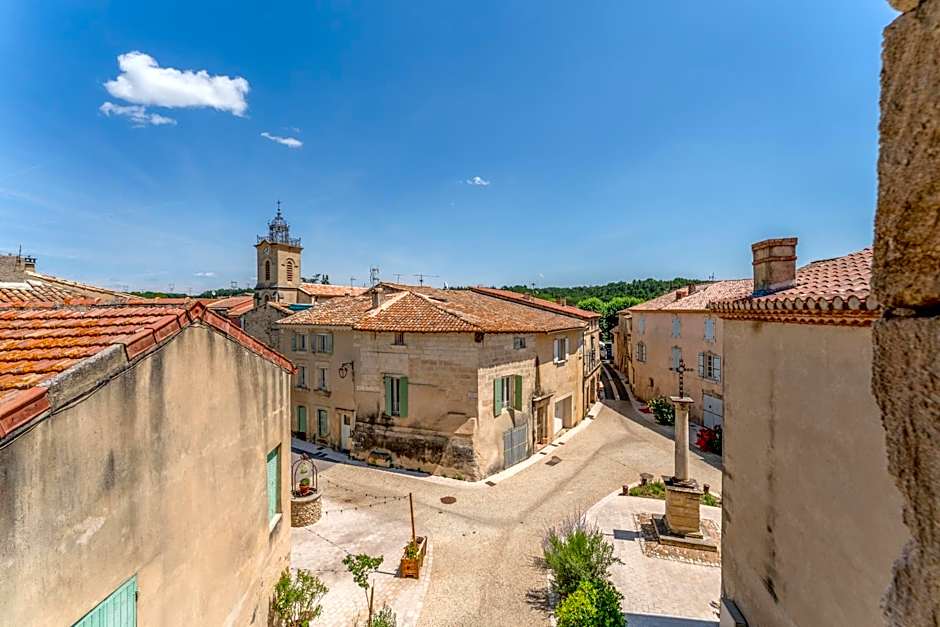 Les Greniers Du Chateau