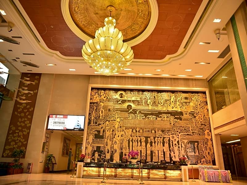 Vili International Hotel