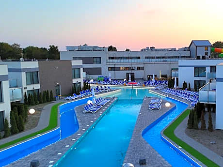 Hotel i Apartamenty Gorzelanny Dźwirzyno