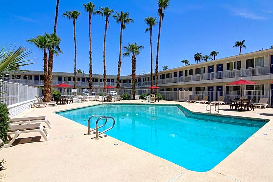 Motel 6 Old town Scottsdale Fashion Square
