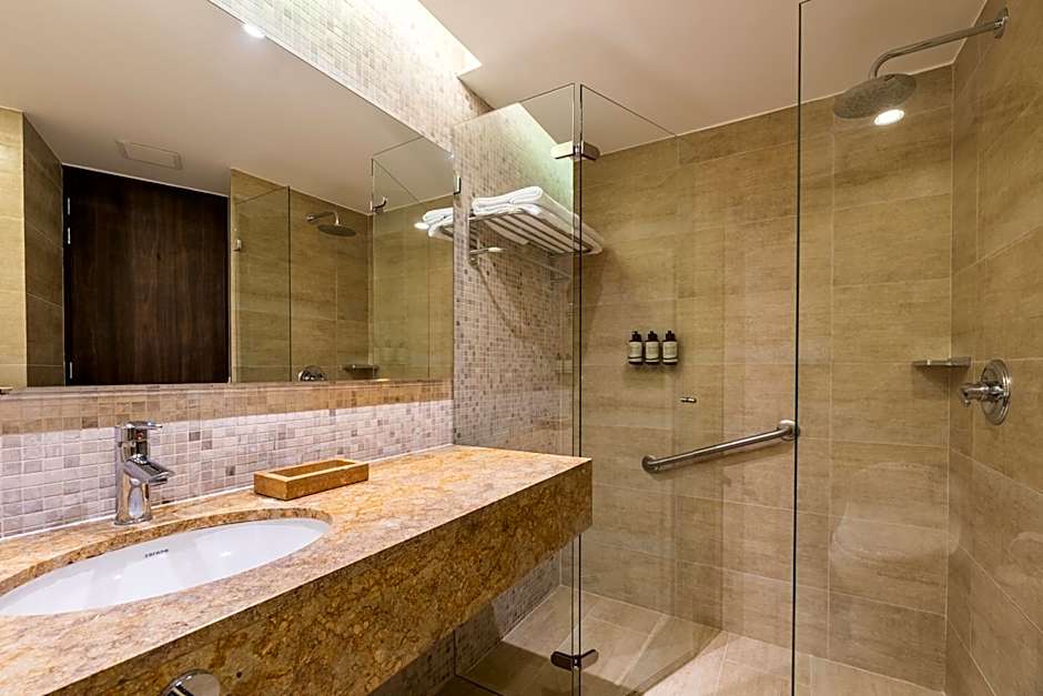 Hotel Estelar Milla De Oro