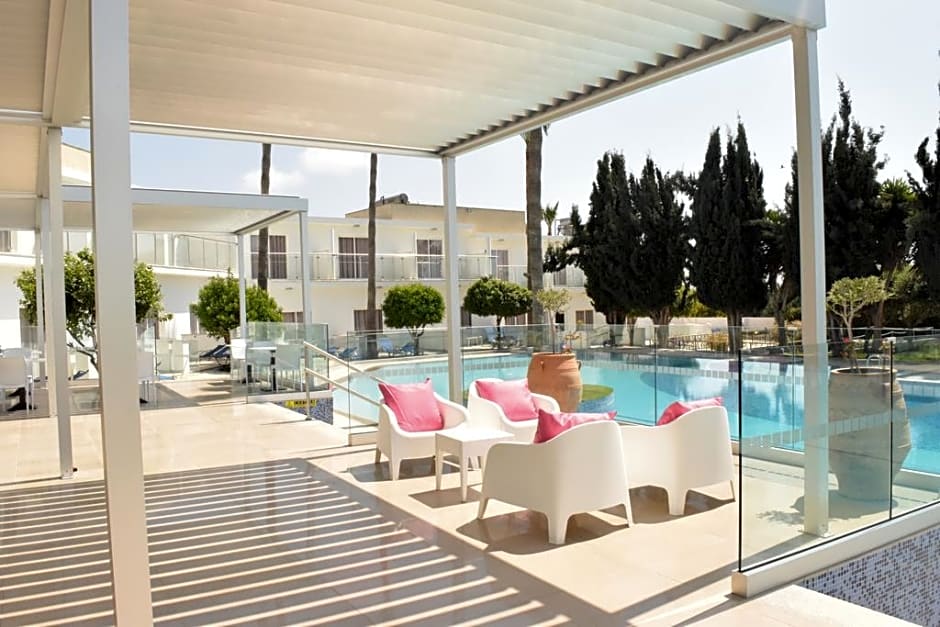 Fedrania Gardens Hotel