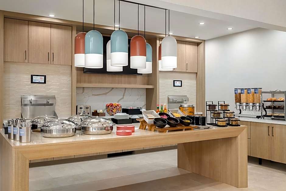 Homewood Suites by Hilton Thornton Denver