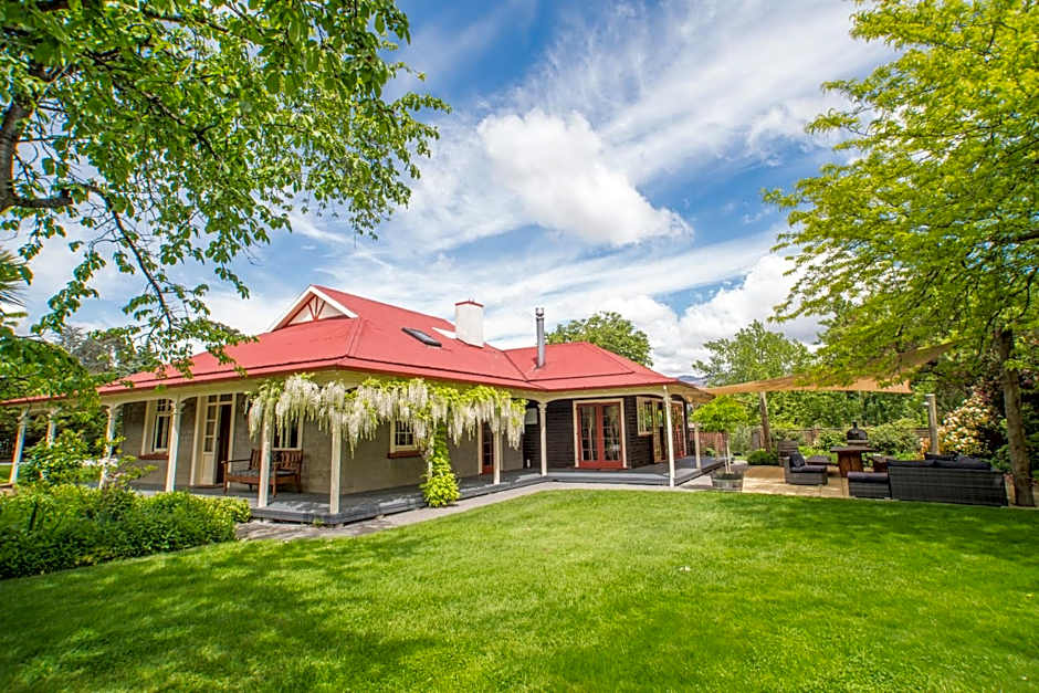 Hartley Homestead Boutique Bed & Breakfast