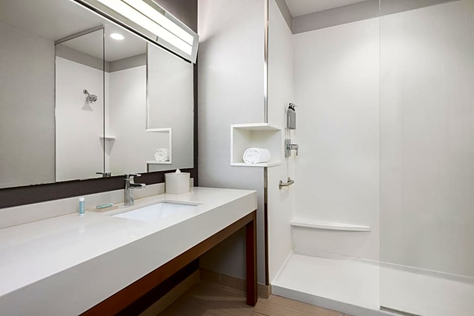 Courtyard by Marriott Auburn