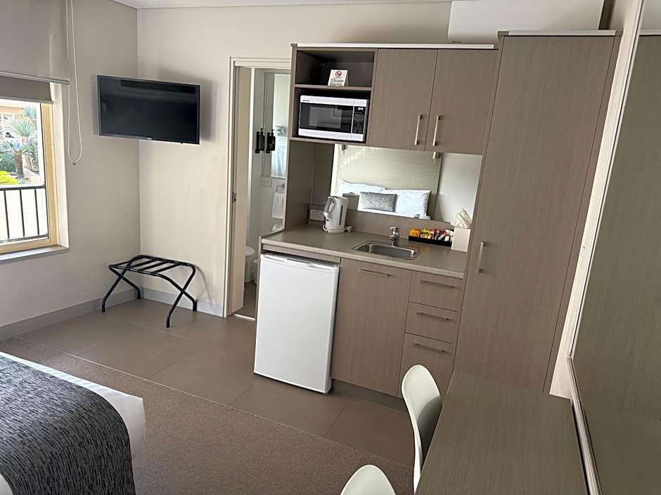 Manly Paradise Motel and Apartments