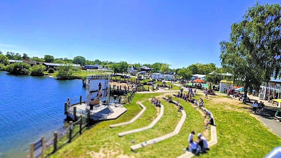 Tattershall Lakes - Merlin Point