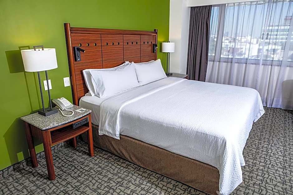 Holiday Inn Mexico City - Trade Center By IHG