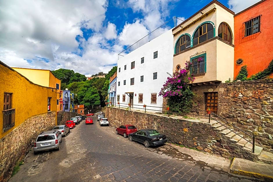 OYO Casa Banqueta Alta, Antigua Estación del Ferrocaril, Guanajuato Centro