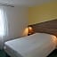 FASTHOTEL PARIS OUEST BOUAFLE