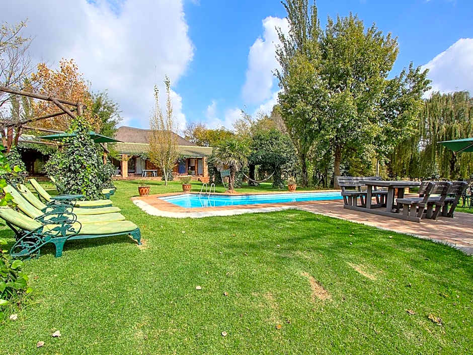 Airport Bird & Game Lodge