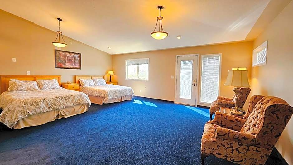 Misty Mountain Inn & Suites