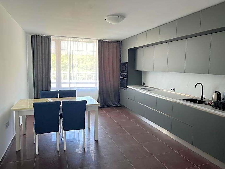 Continental Apartments