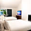 Sunshine Lodge Inn