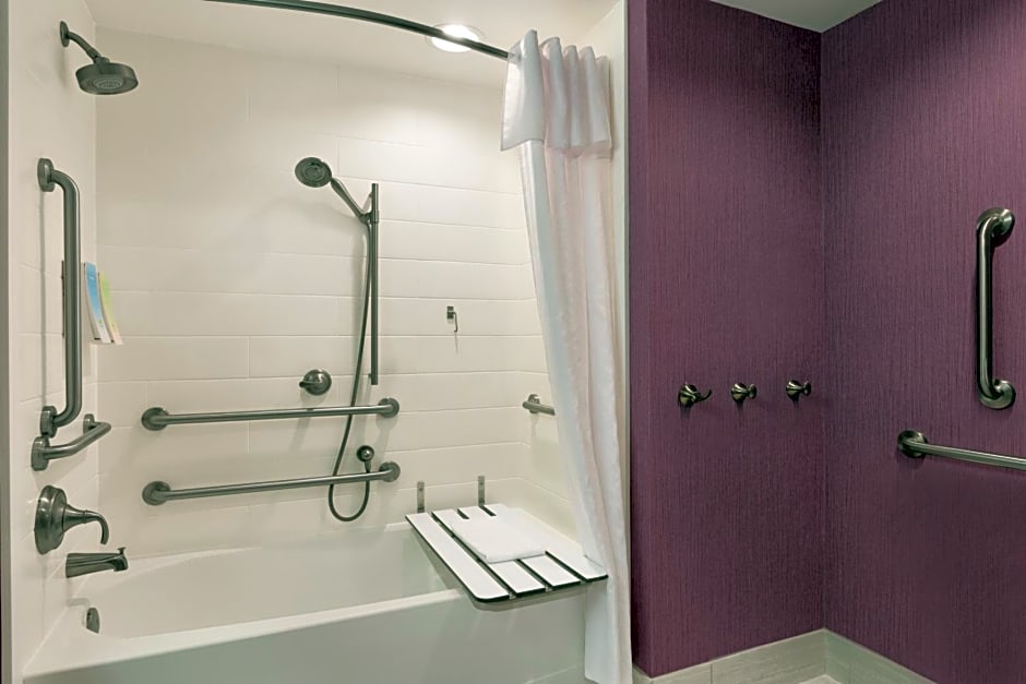 Home2 Suites by Hilton Austin North/Near the Domain, TX