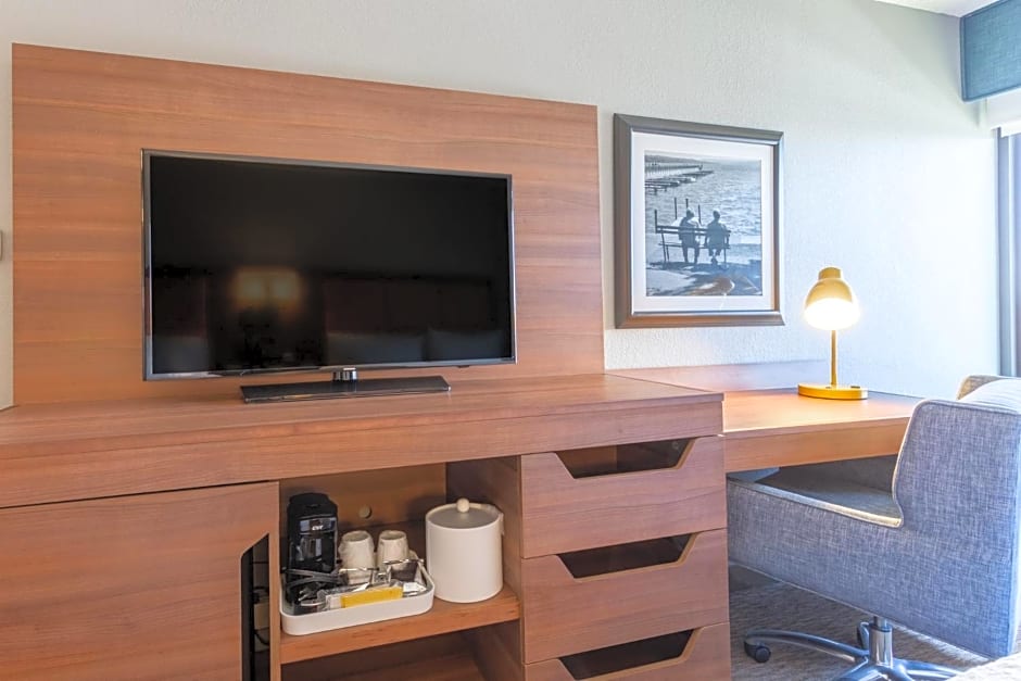 Hampton Inn Madison East Towne Mall Area