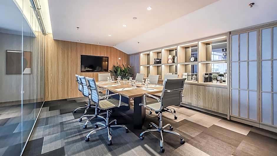 Fives Hotel Johor Bahru City Centre