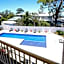 Hawks Nest Motel