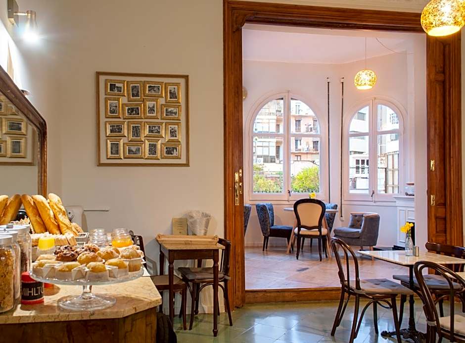 Mihlton Barcelona Boutique B&B
