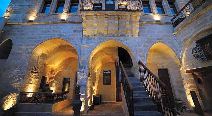 NOSTALJI CAVE SUIT HOTEL