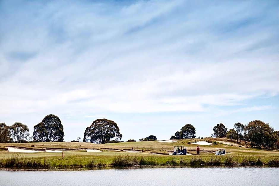 Accommodation @ Curlewis