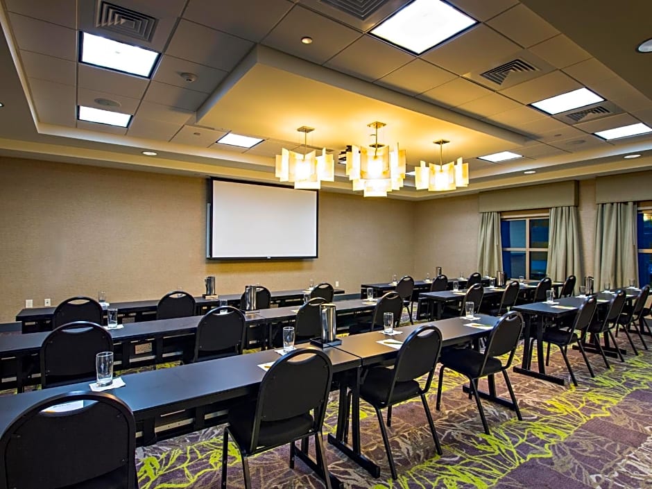 Hilton Garden Inn Charleston Waterfront/Downtown
