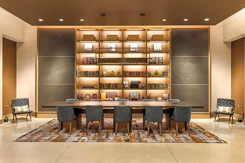 DoubleTree By Hilton Abilene Downtown Convention Center