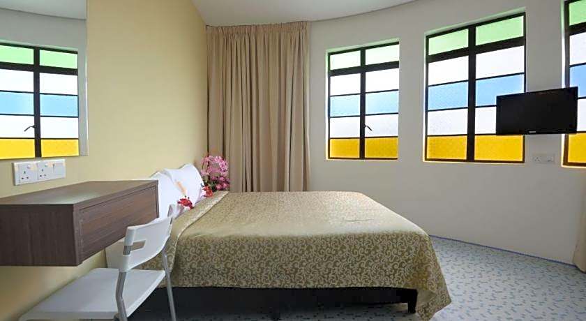 Swing & Pillows @ Grand Inn George Town Penang 