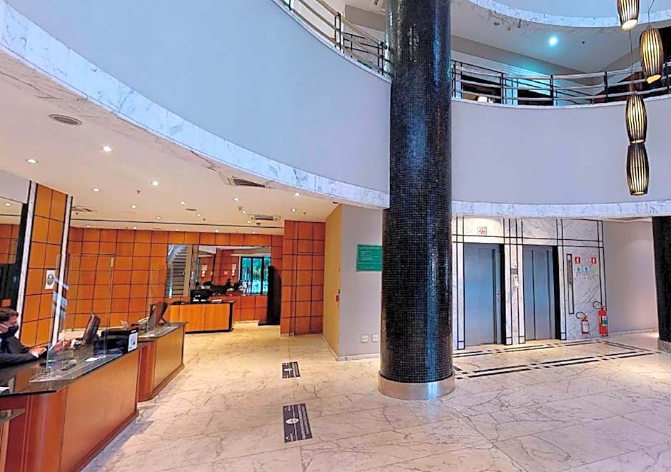 Estanplaza International