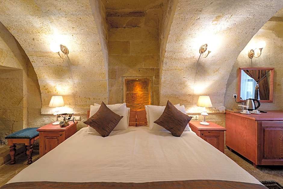 DOCTOR'S CAVE SUİTES