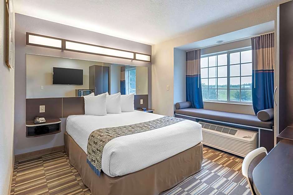 Microtel Inn & Suites By Wyndham Brooksville