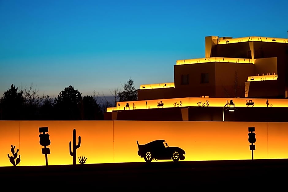 Disney's Hotel Santa Fe®