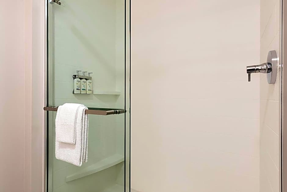 Holiday Inn Express And Suites Dalton - Walnut Ave By IHG