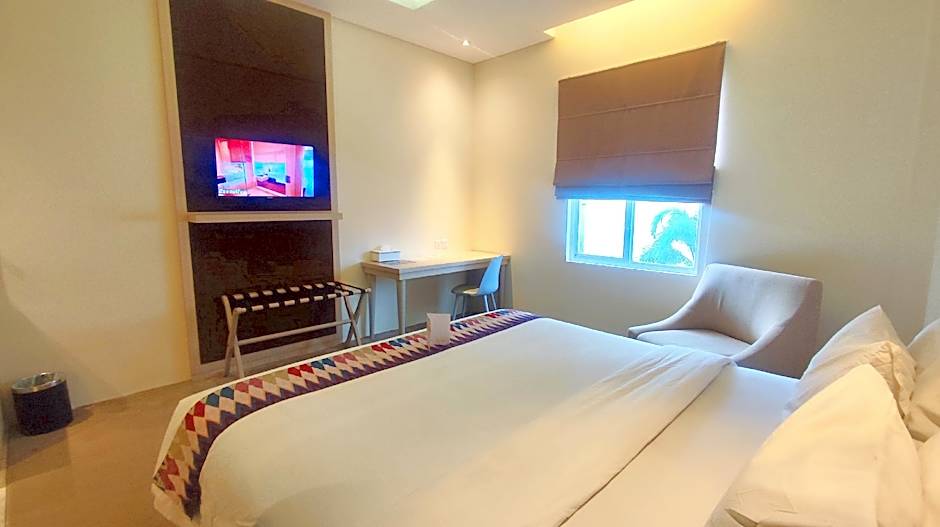 WThree Premier Hotel