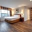 Studio City Court Yard Hotel