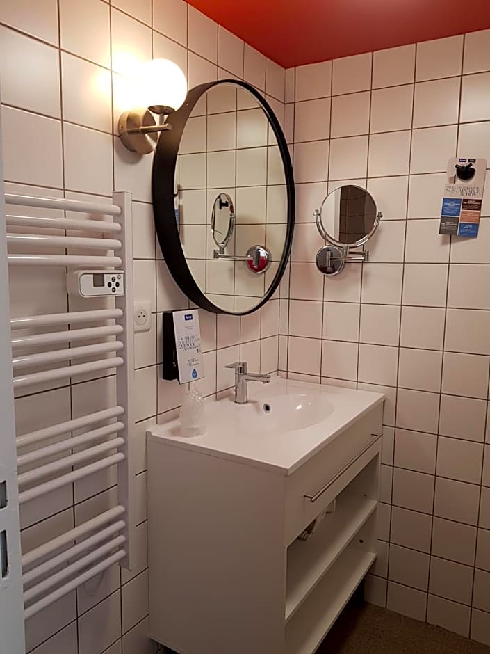 KYRIAD LYON EST - Saint Quentin Fallavier