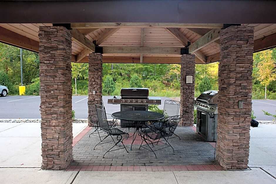 Staybridge Suites East Stroudsburg Poconos Hotel By IHG