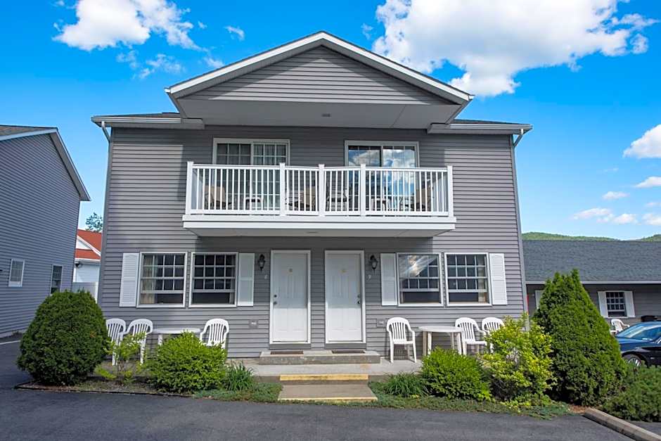 Adirondack Retreat Inn & Suites