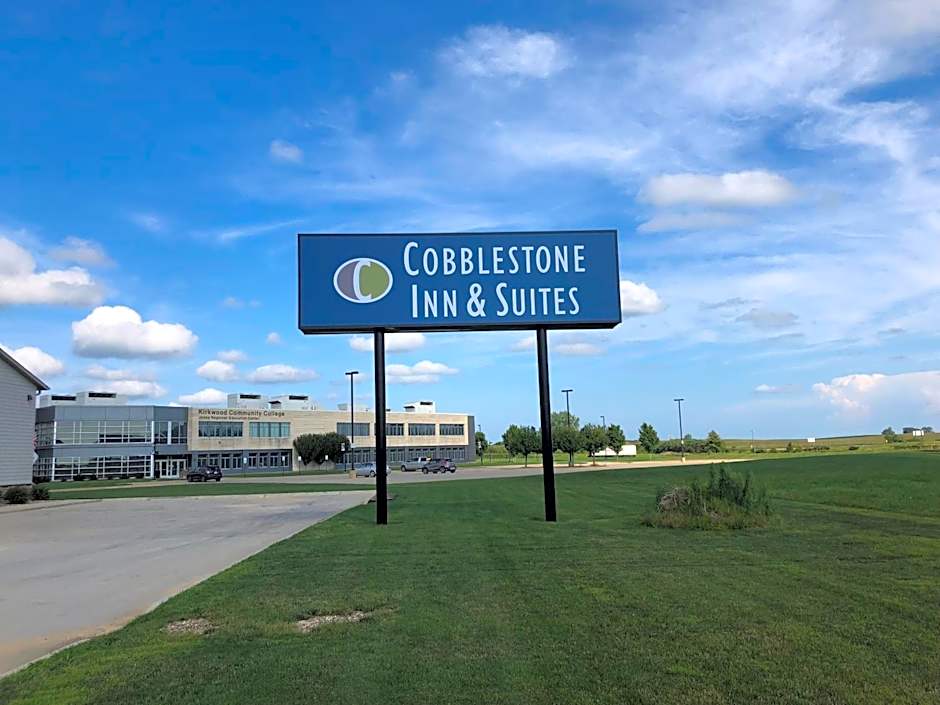 Cobblestone Inn & Suites - Monticello