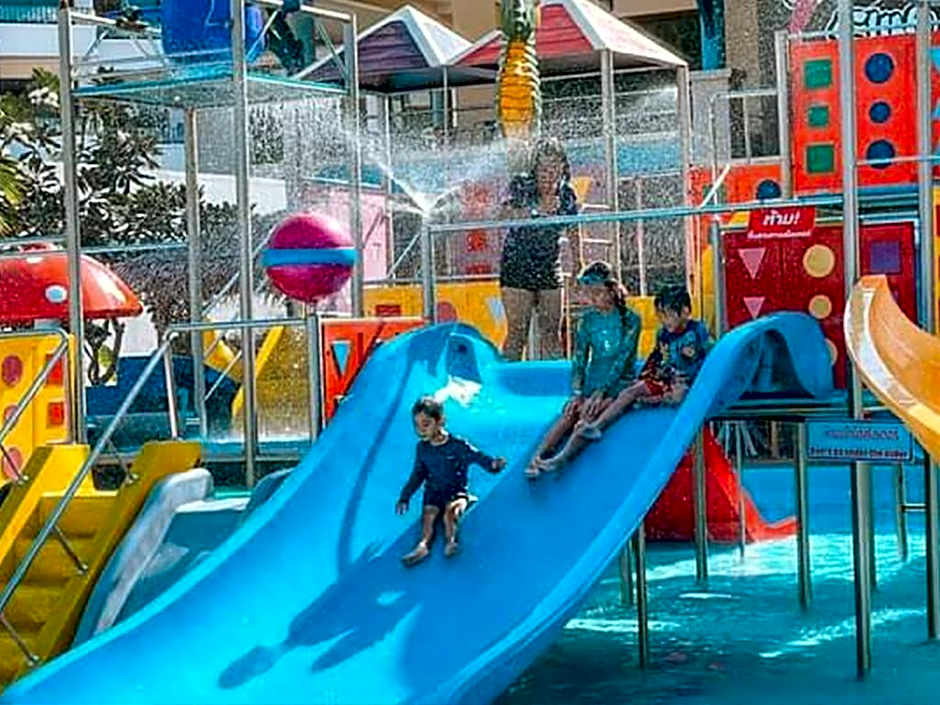 The Bed Vacation Rajamangala Hotel