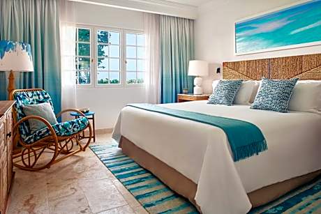 One Bedroom Ocean View Suite